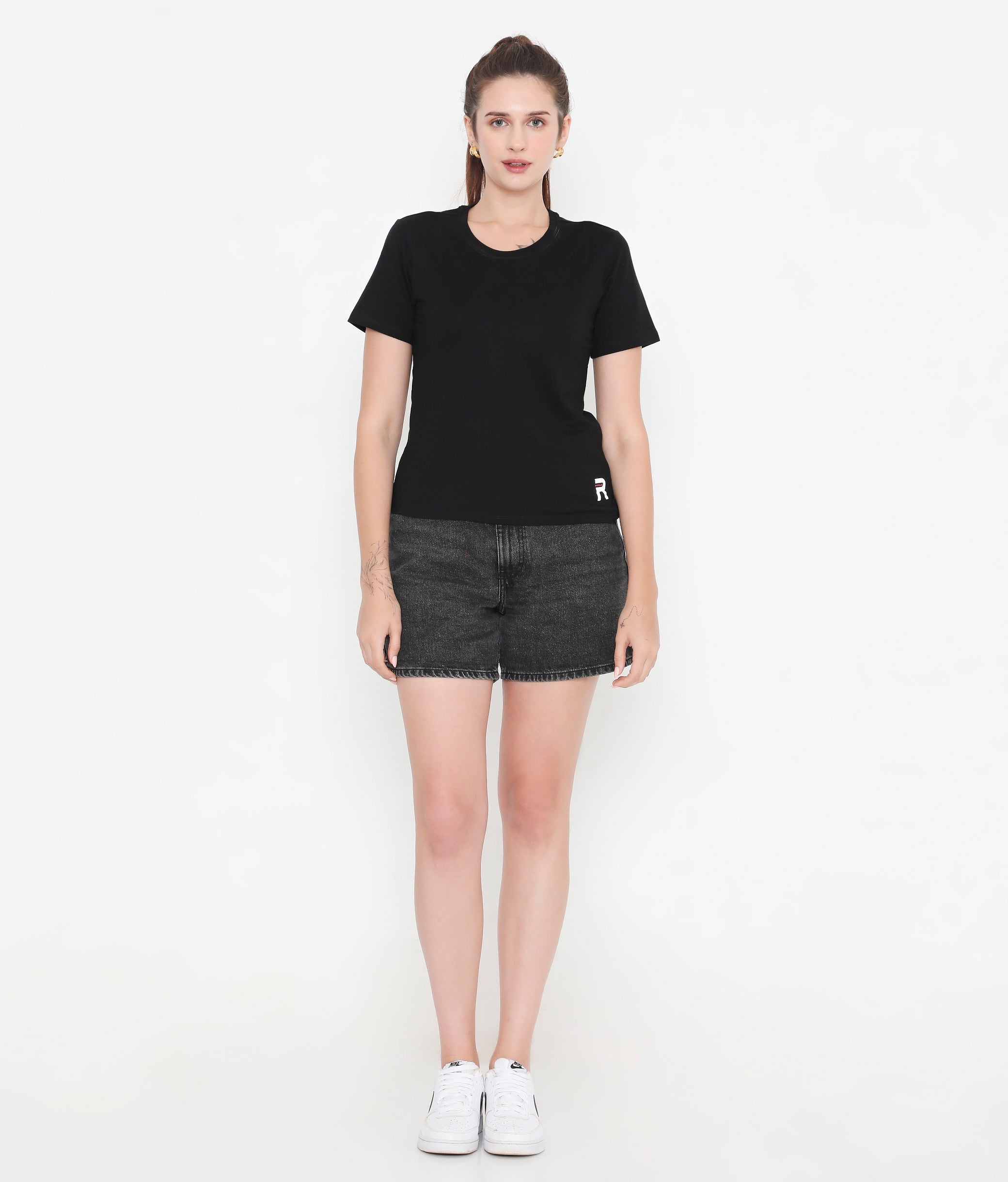 Women Solid Black Round Neck Cotton T-Shirt - 001