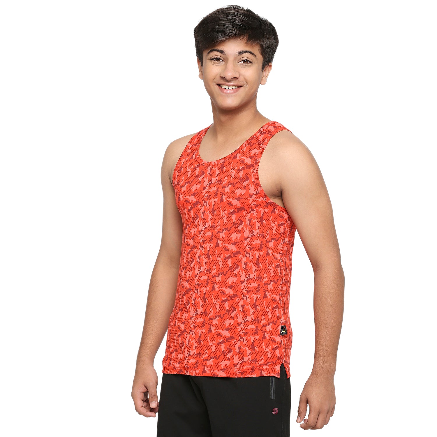 U19 Teens Red Vest in Camouflage Print
