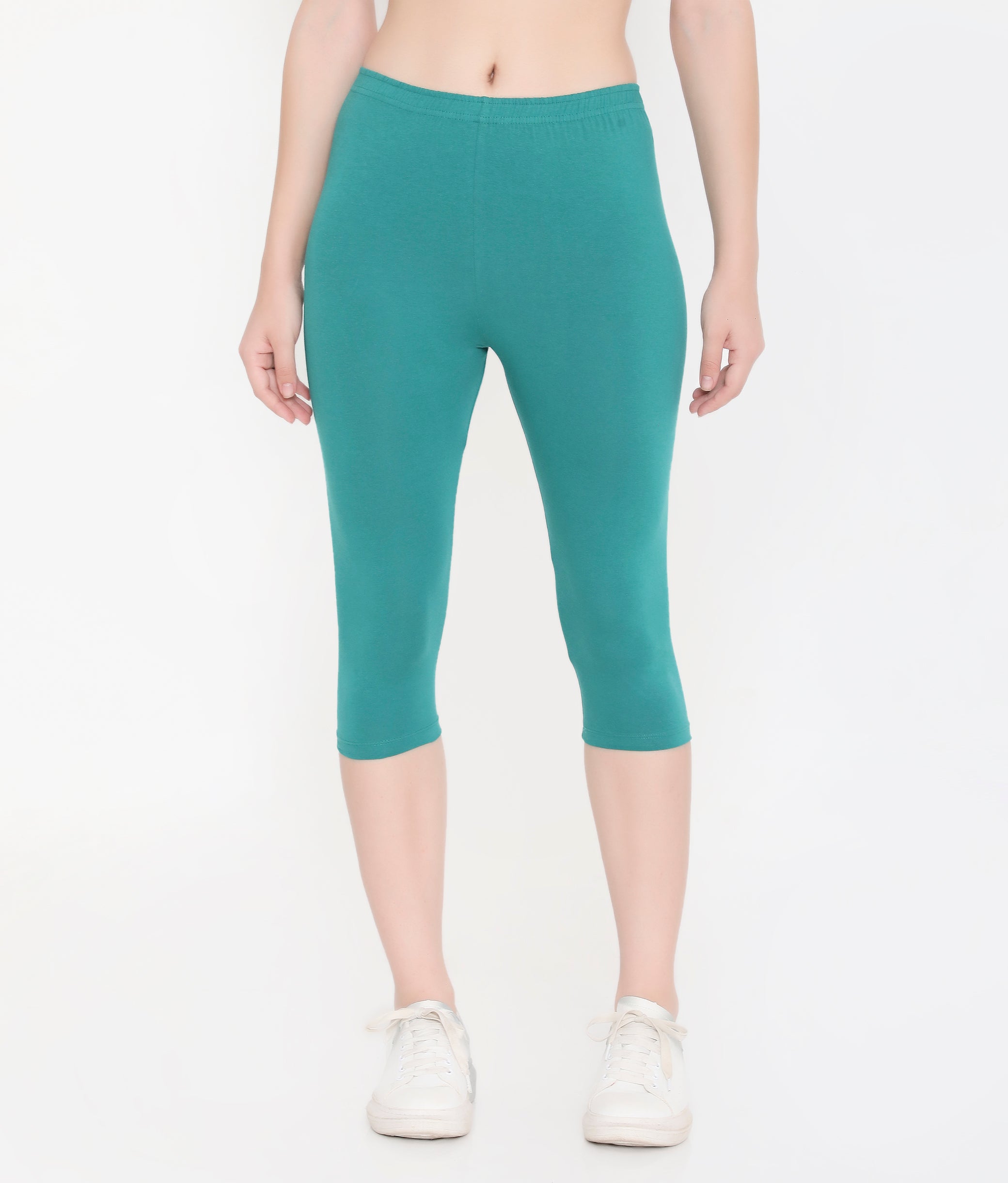 SOLID GREEN SOFT COTTON EVERYDAY CAPRI FOR WOMEN