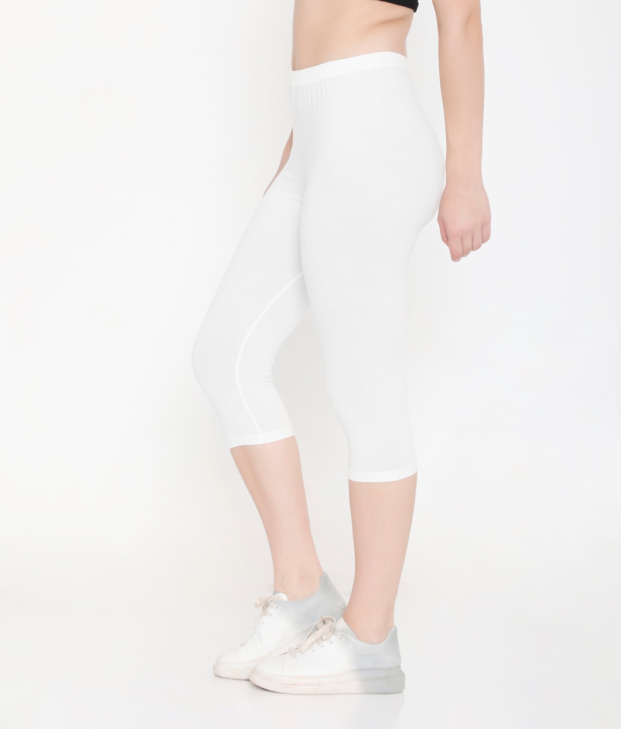 WOMEN SOLID WHITE SOFT COTTON EVERYDAY CAPRI