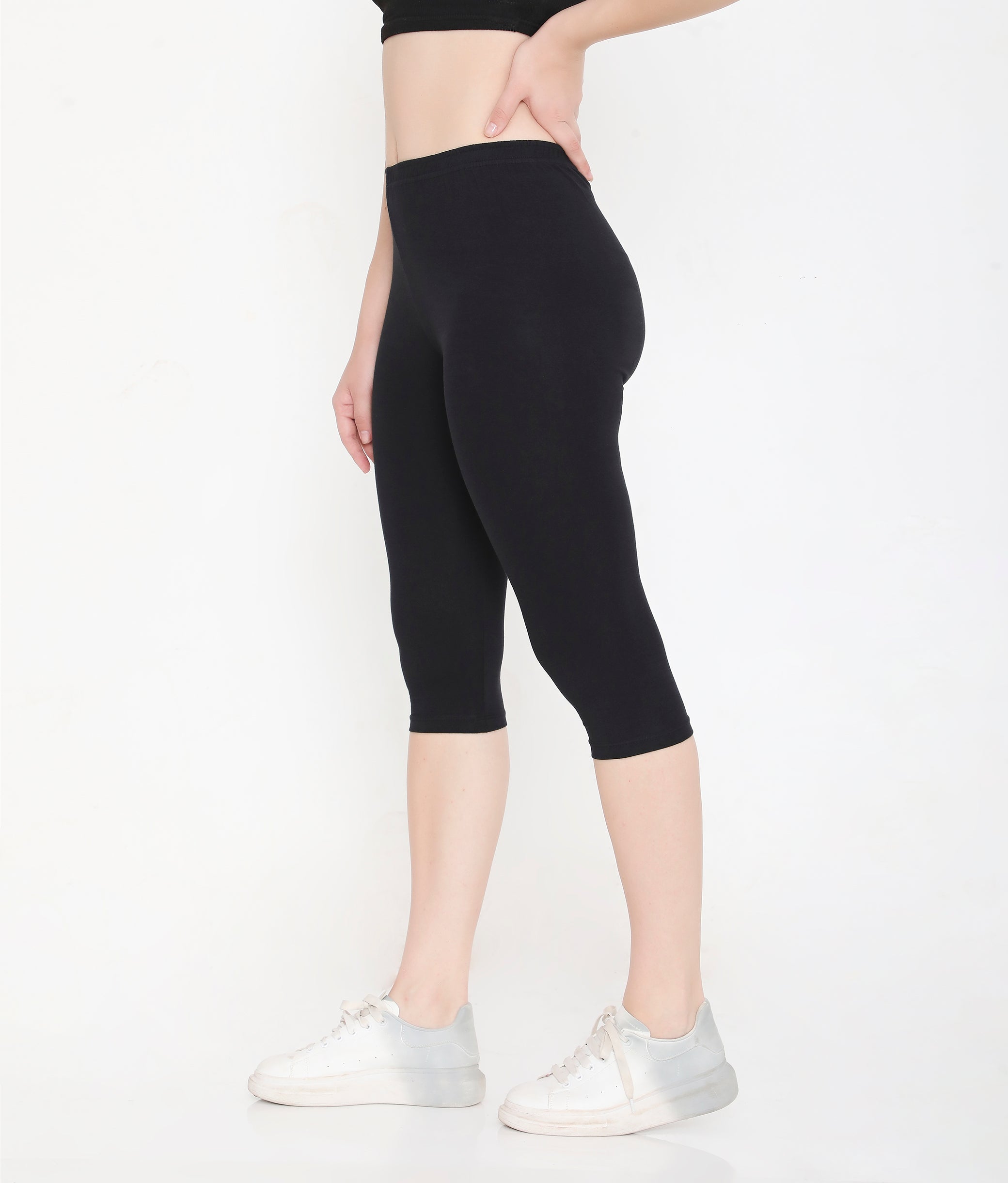 BLACK SOFT COTTON EVERYDAY CAPRI FOR WOMEN