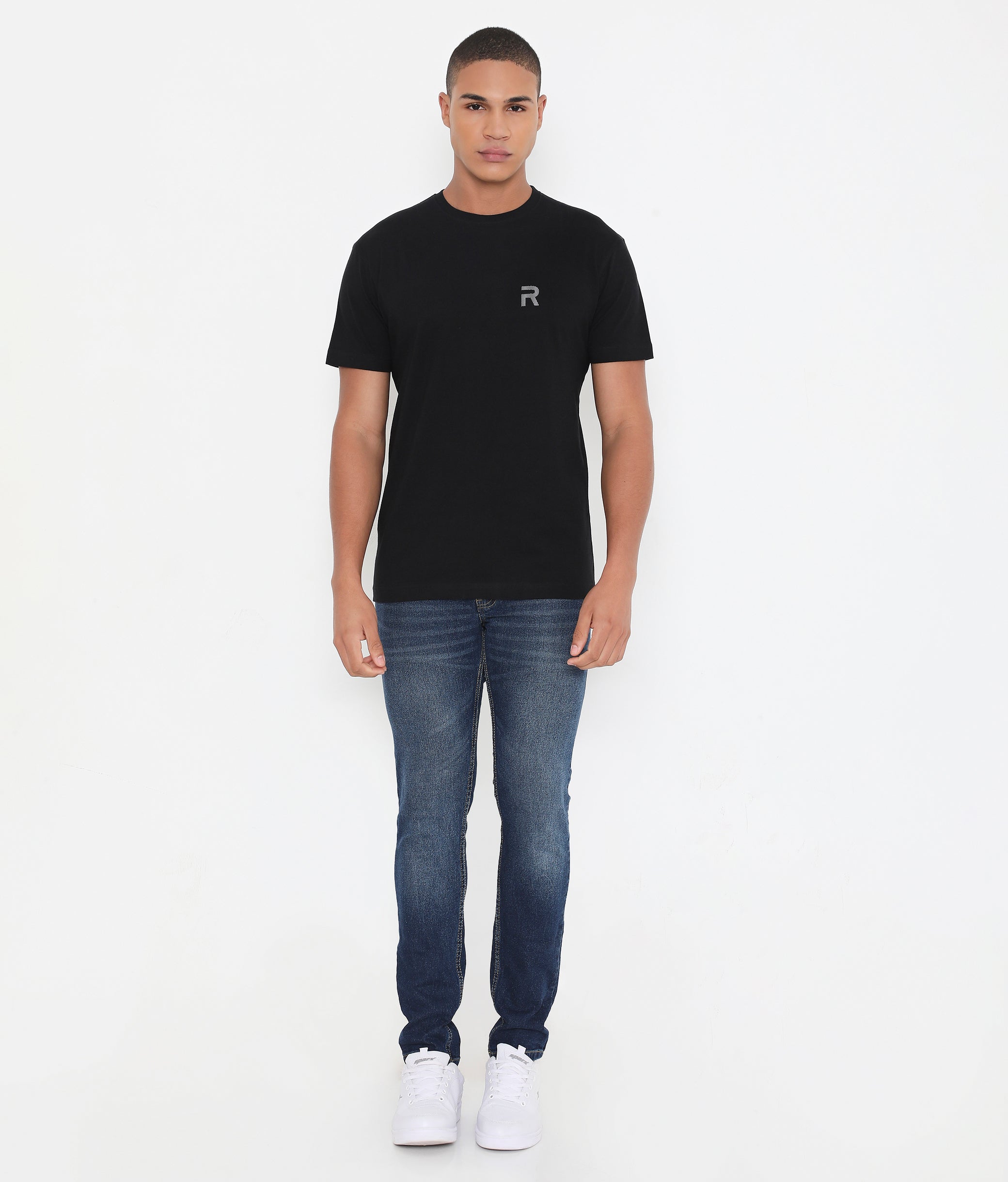 Men Casuals Solid Black Pure Cotton Tee - 003