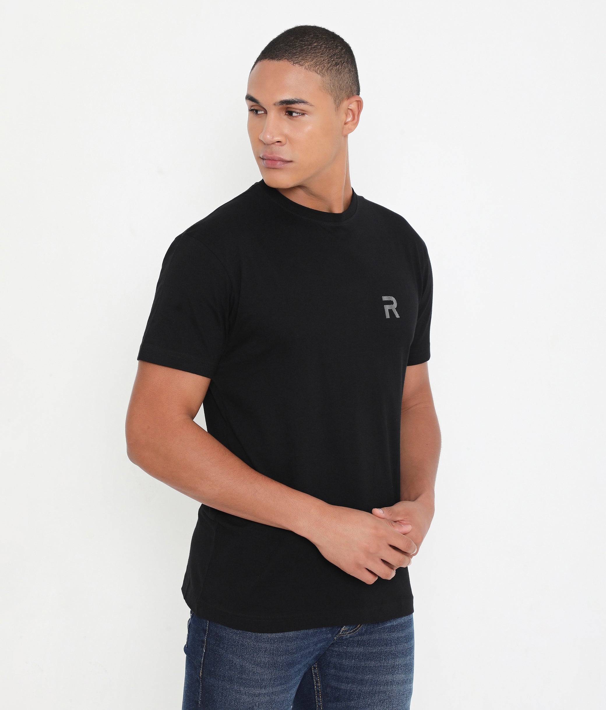 Men Casuals Solid Black Pure Cotton Tee - 003