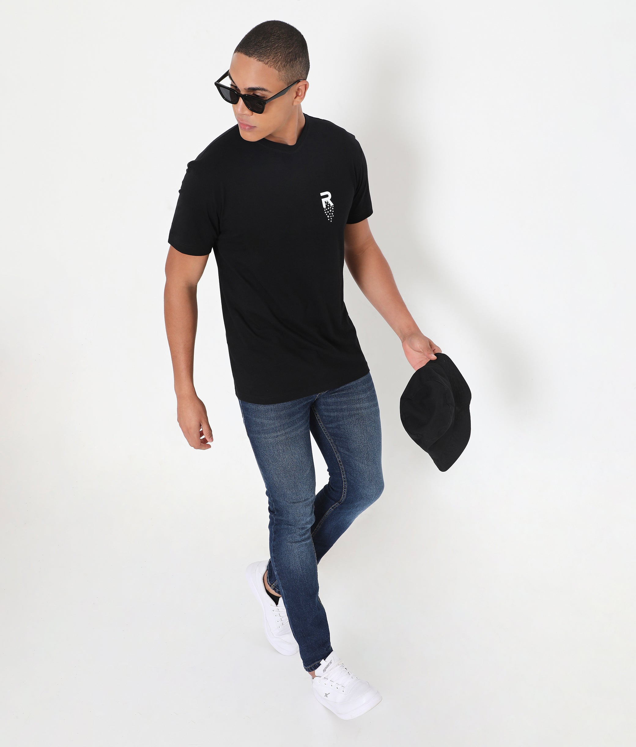 Men Solid Black Leisurewear Cotton Tee - 002