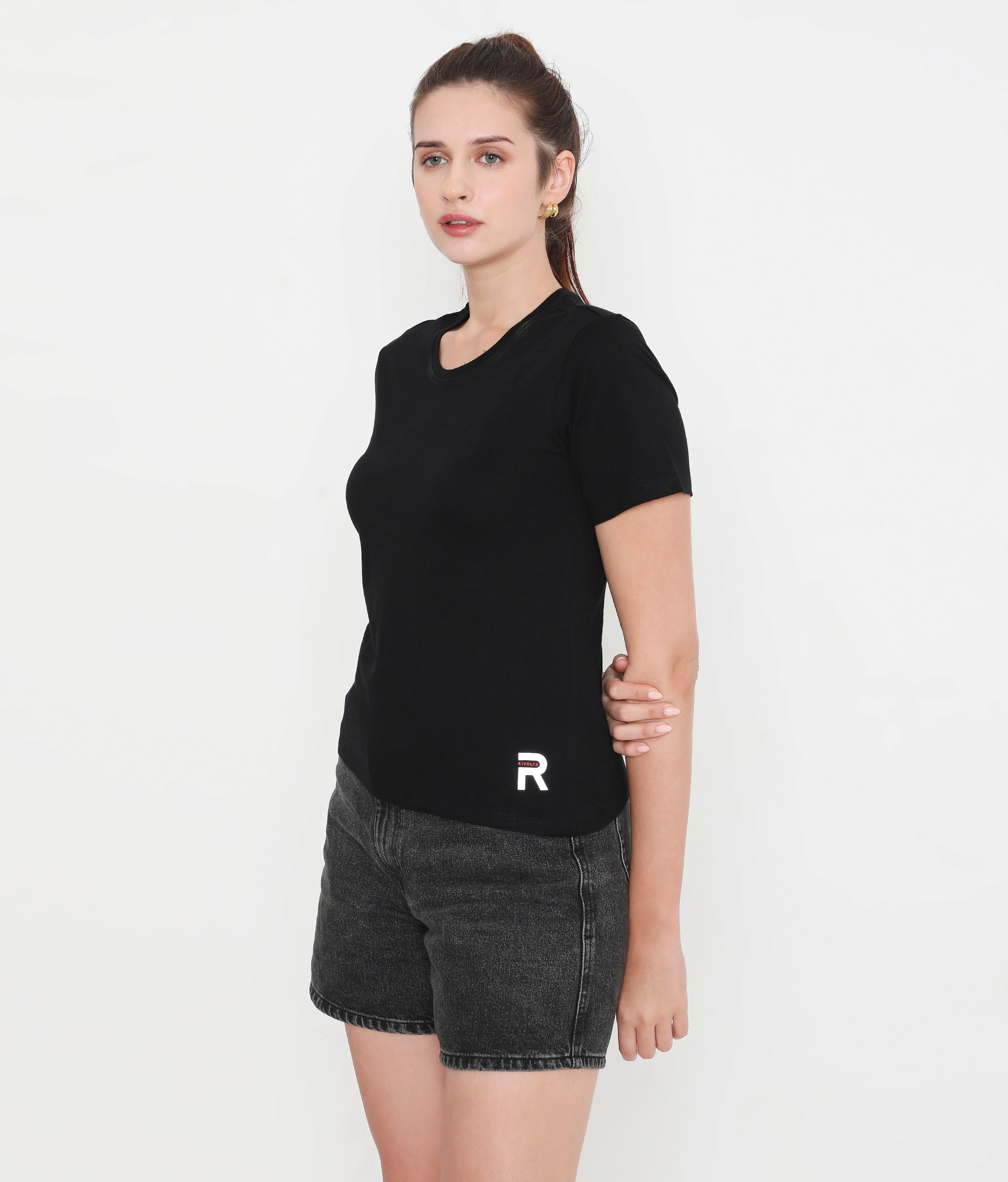 Women Solid Black Round Neck Cotton T-Shirt - 001