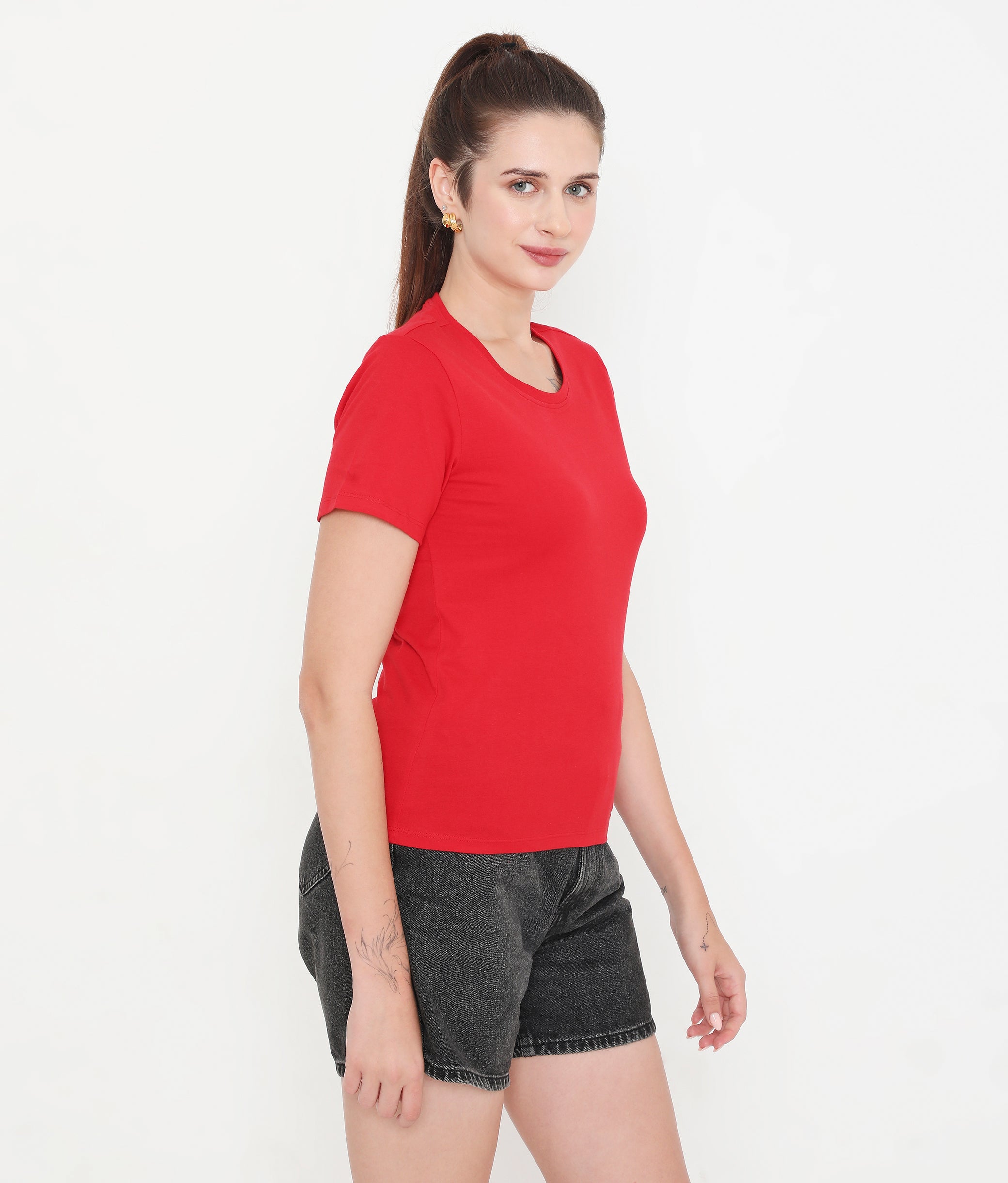 Women Solid Red Round Neck Cotton T-Shirt - 001