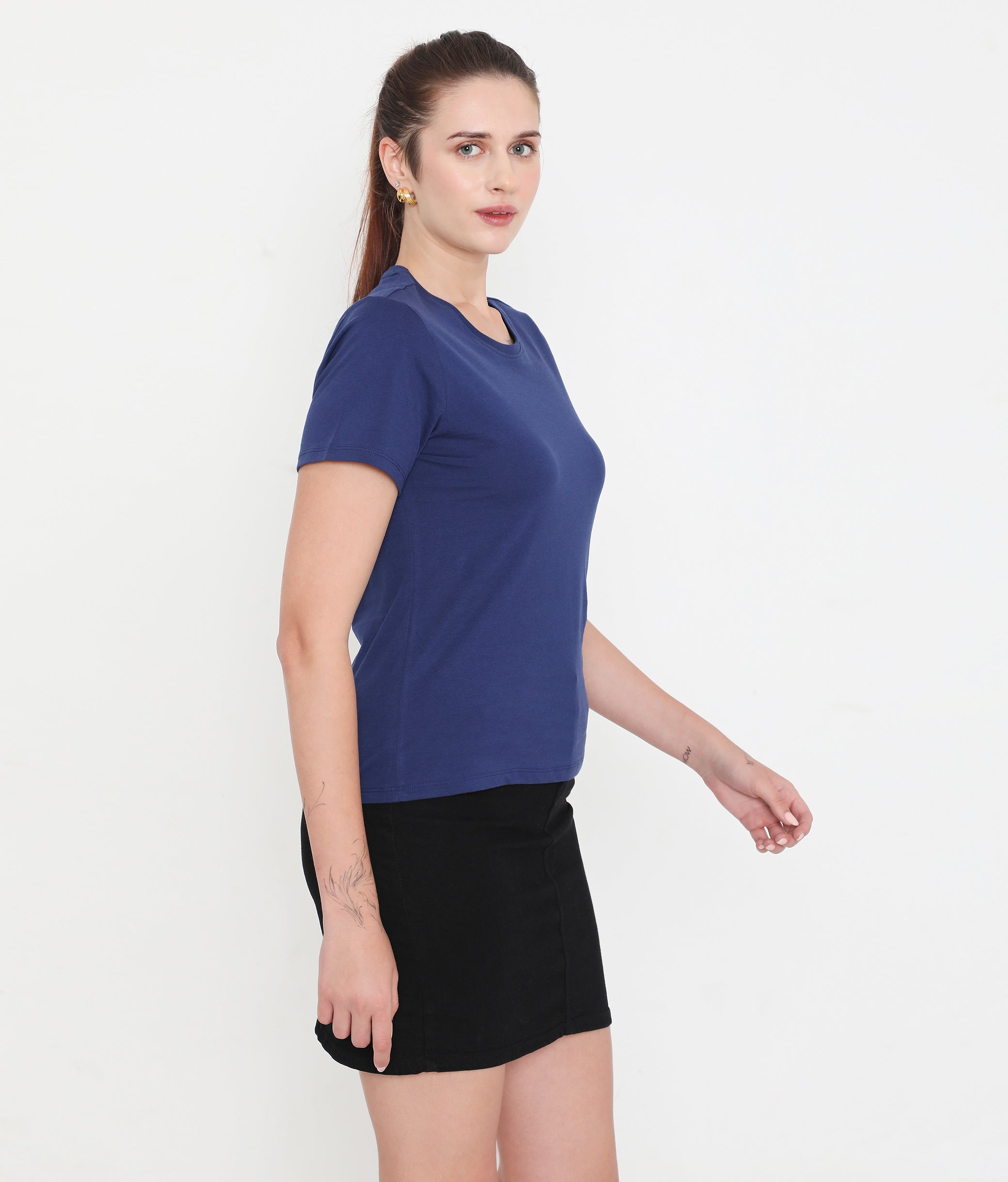 Women Solid Navy Blue Round Neck Cotton T-Shirt - 001