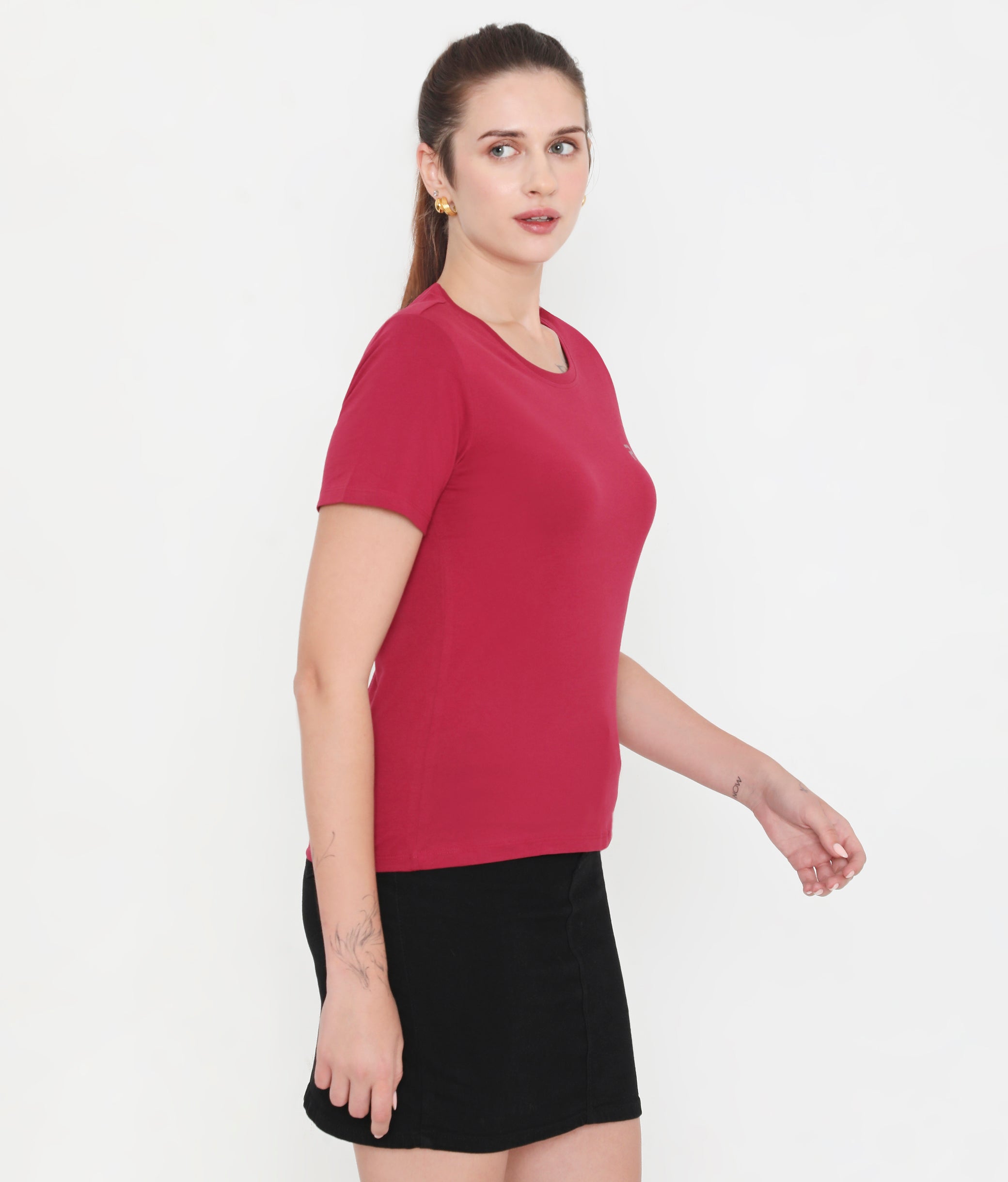 Beet Red Essential Cotton T-Shirt For Women - 002